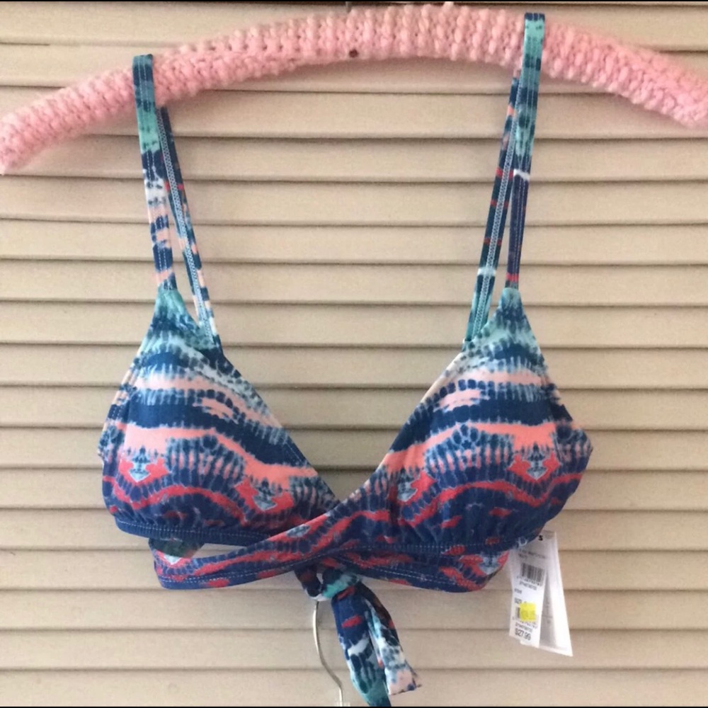 NWT Tillys Full Tilt wrap bikini top